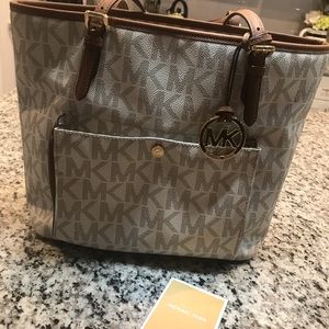 Michael Kors purse